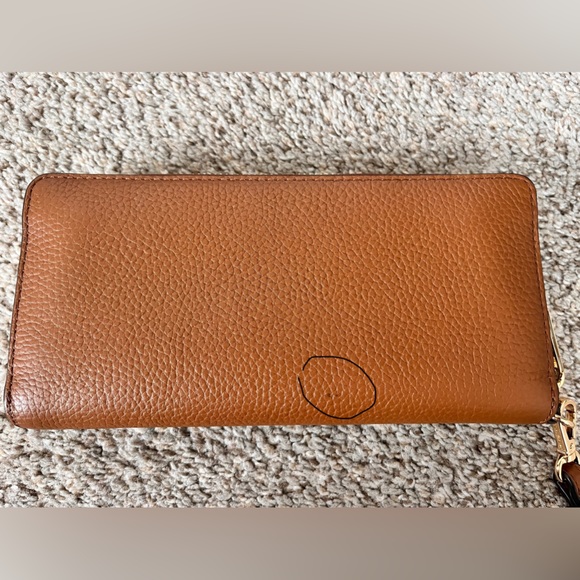 Michael Kors Brown Wallet/Wristlet - Picture 2 of 14